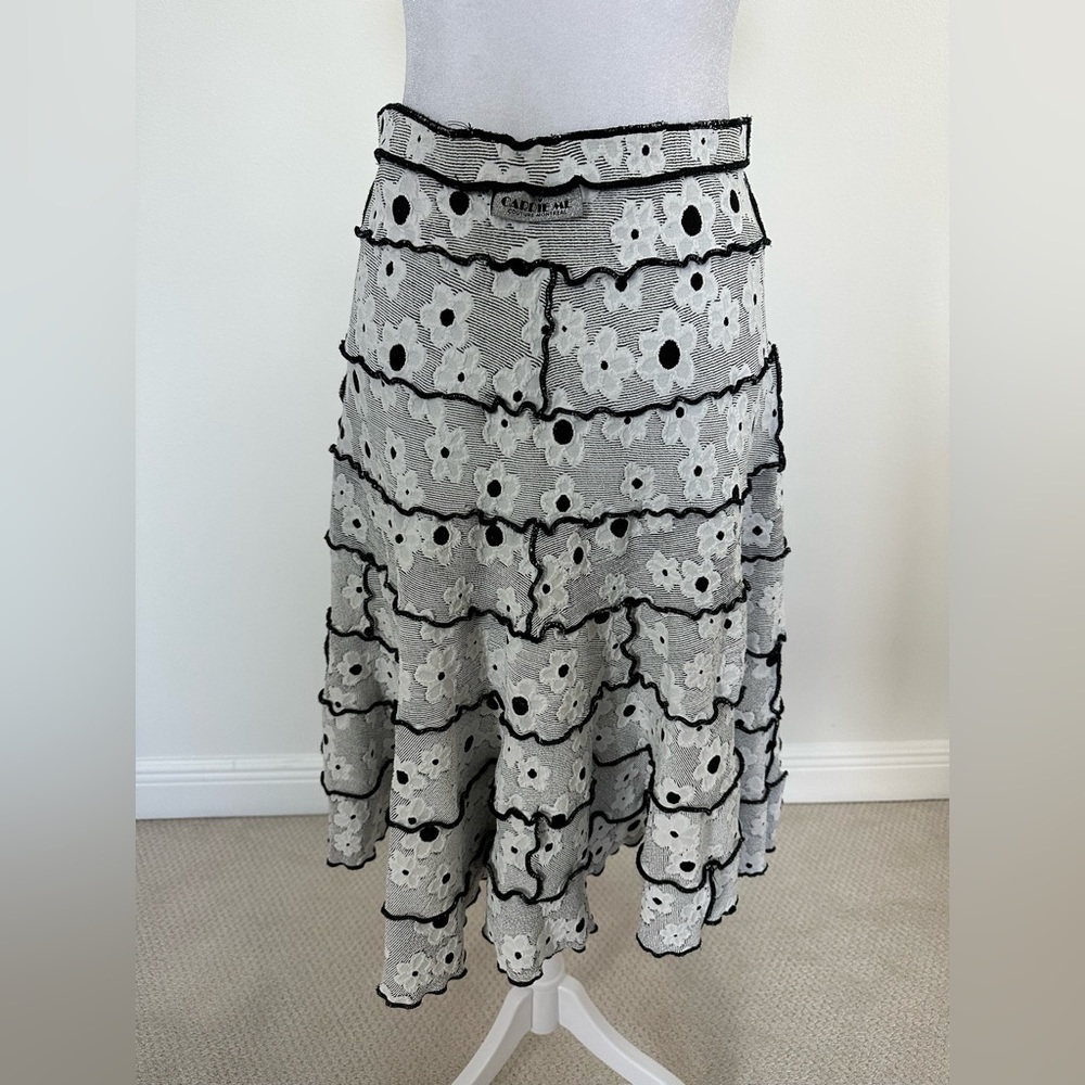 Carrie Me Couture Montréal Flouncy Skirt White/Black Size M